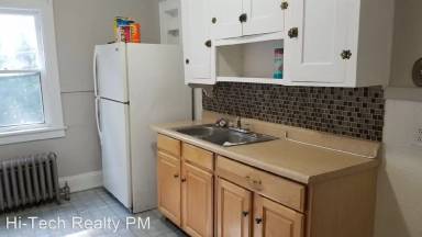 Main picture of 1319 W 112th St