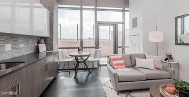 Main picture of 838 W Grand Ave