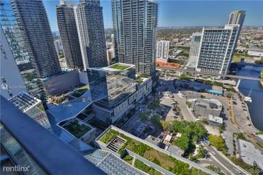 Main picture of Reach at Brickell City Center