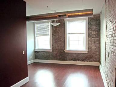 Main picture of 206 State St