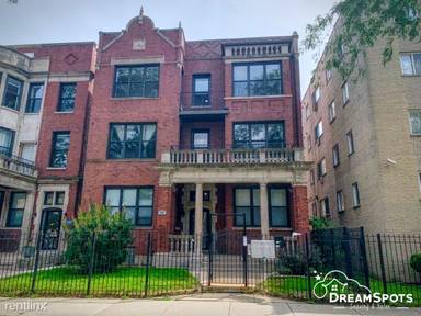 Main picture of 4715 S Michigan Ave