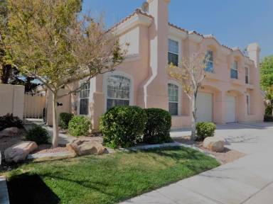 Main picture of 8469 Blue Island Ave