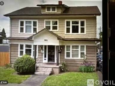 Main picture of 668 Jefferson St