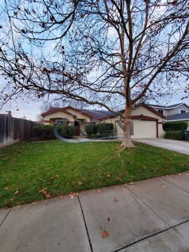 Main picture of 719 Spruce Ave