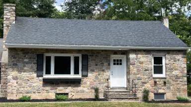 Main picture of 2013 Howells Ln