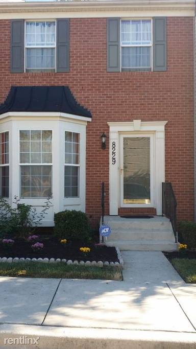 Main picture of 8229 Shooting Star Ln