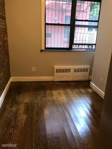 Main picture of 233 E 29th St