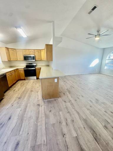 Main picture of 1122 E 300 S