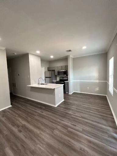 Main picture of Edgecreek Condominiums