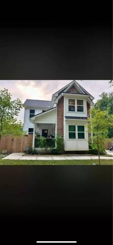 Main picture of 1477 Maplewood Dr
