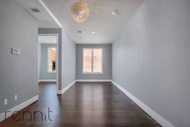 Main picture of 583 Van Buren St