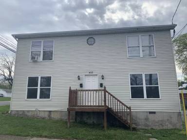 Main picture of 424 E Moler Ave