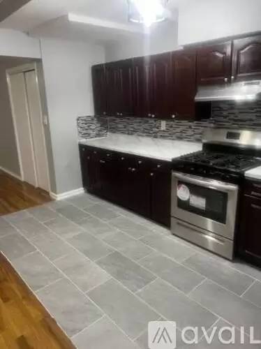 Main picture of 3412 Glenwood Rd