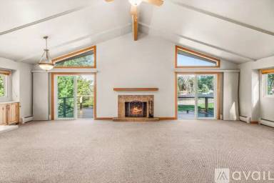 Main picture of 336 Holland Hills Rd