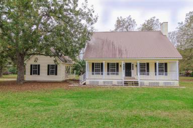 Main picture of 8633 Clito Rd