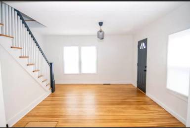 Main picture of 2 Washington Ave