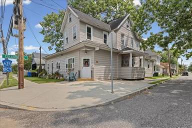 Main picture of 601 Wesley Ave