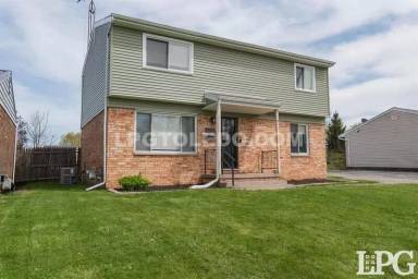 Main picture of 4230 Dahlia Dr