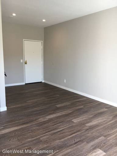 Main picture of 10205 Samoa Ave