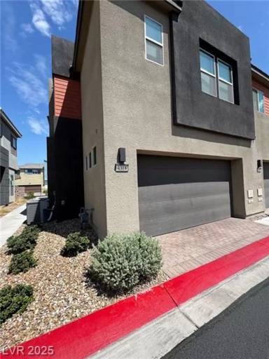 Main picture of 4318 Eagle Summit Ave