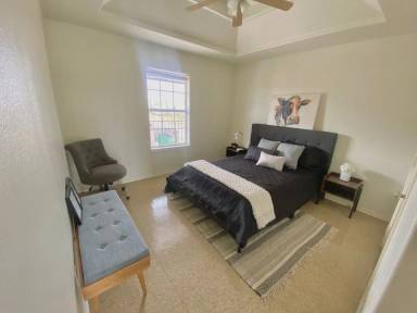 Main picture of 1220 Del Oro Ln