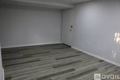 Main picture of 5931 Quantrell Ave