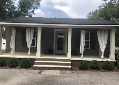 Main picture of 4008 Triana Blvd SW