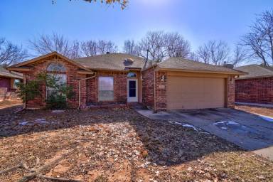 Main picture of 524 Goshawk Dr