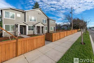 Main picture of 78 NE 134th Pl