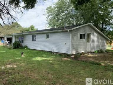 Main picture of 2279 Markey St