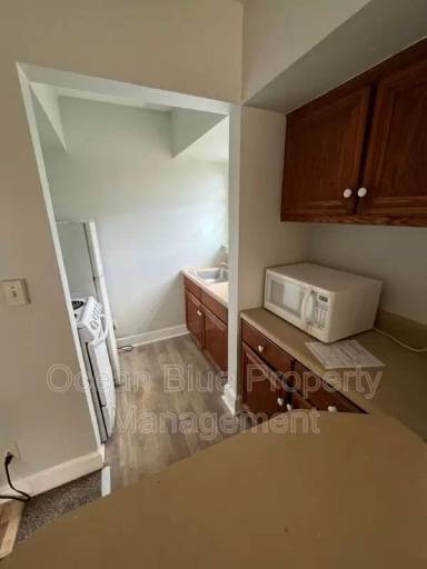 Main picture of 3927 6th St S
