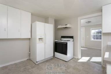 Main picture of 7537 SE 51st Ave