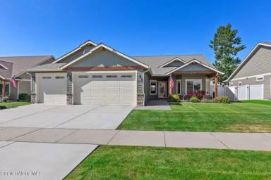 Main picture of 9560 N Justice Way