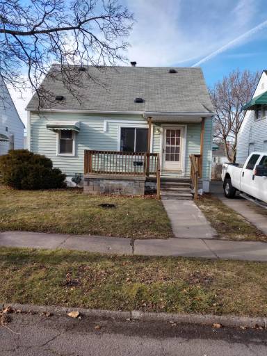 Main picture of 472 Frazier St