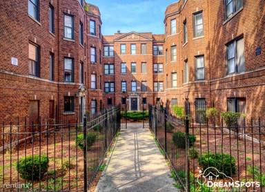 Main picture of 7600 S Essex Ave