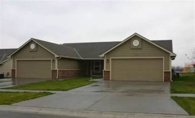 Main picture of 1606 Clover Dr