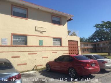 Main picture of 2551 NW 13th St