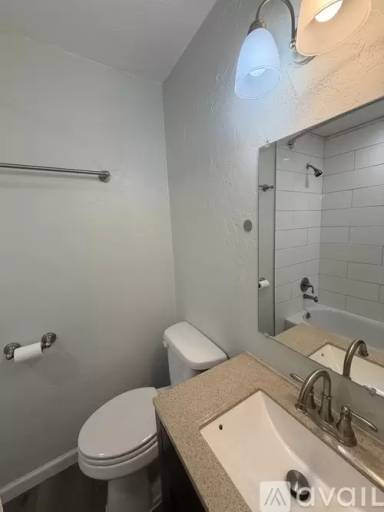 Main picture of 200 Sutton Cir