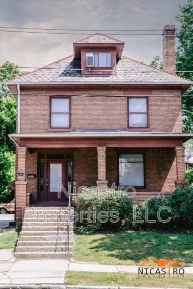 Main picture of 2064 Indianola Ave