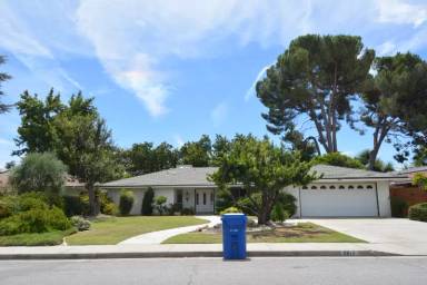 Main picture of 6017 Friant Dr