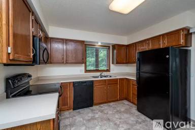 Main picture of 1415 Dolen Pl