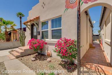 Main picture of 832 E Palm Ln