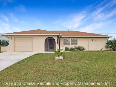 Main picture of 439 Pineview Dr