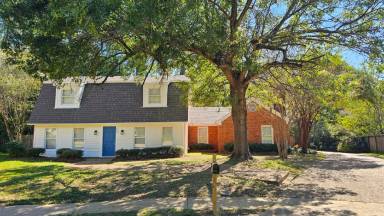 Main picture of 288 Park Lane Ct