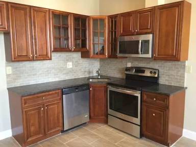 Main picture of 910 Cherry St