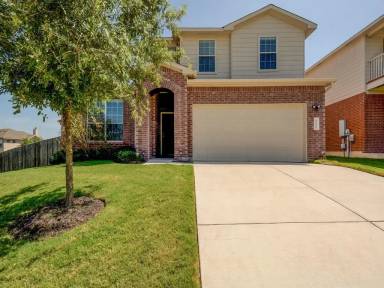 Main picture of 6000 Magnus St