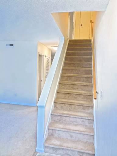 Main picture of 113 Timber Ln