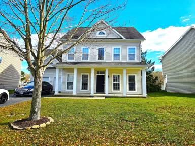 Main picture of 121 Teal Ln