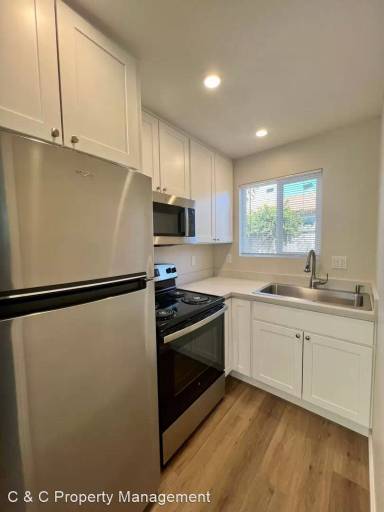 Main picture of 1744 Kenneth St