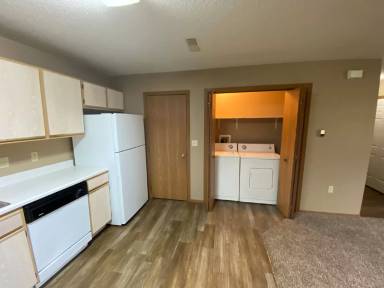 Main picture of 4610 E 3rd St